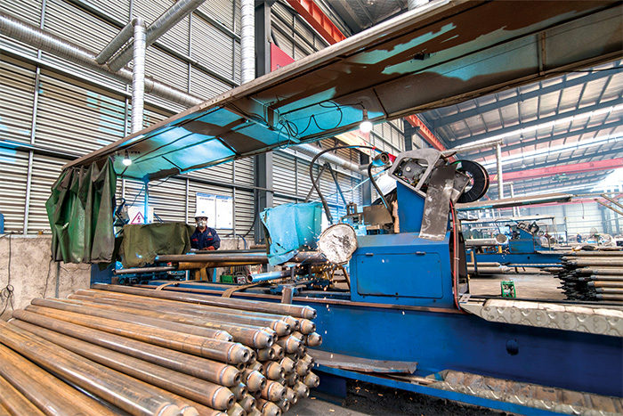 德宏网架杆件自动焊接